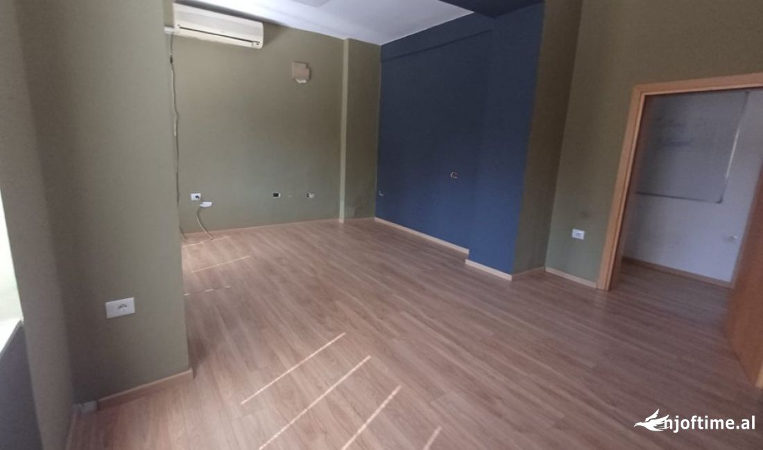 Zyre me qira te Taivani 800Euro 