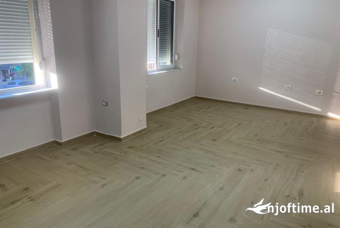 Zyre per qira Taivani 800 euro