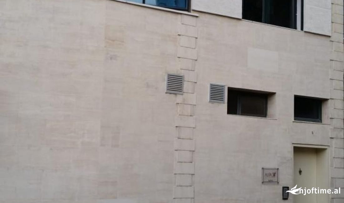 Godine 3 kateshe me qira te Brryli 1500 euro