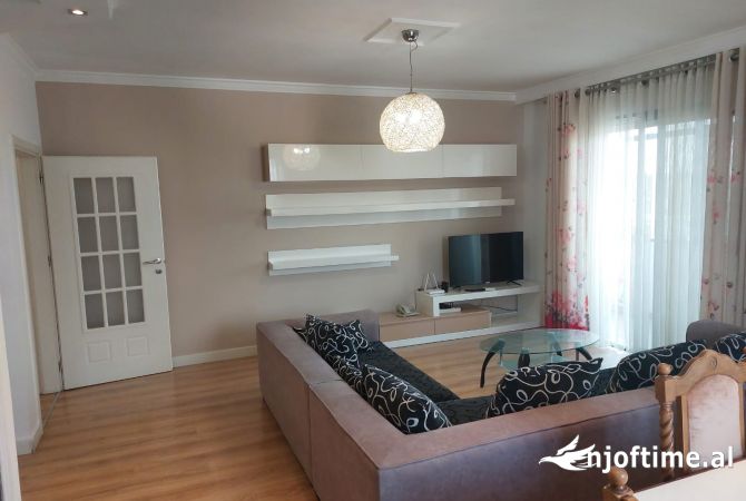 Apartament 3+1+2 prane Myslym Shyrit 750 euro