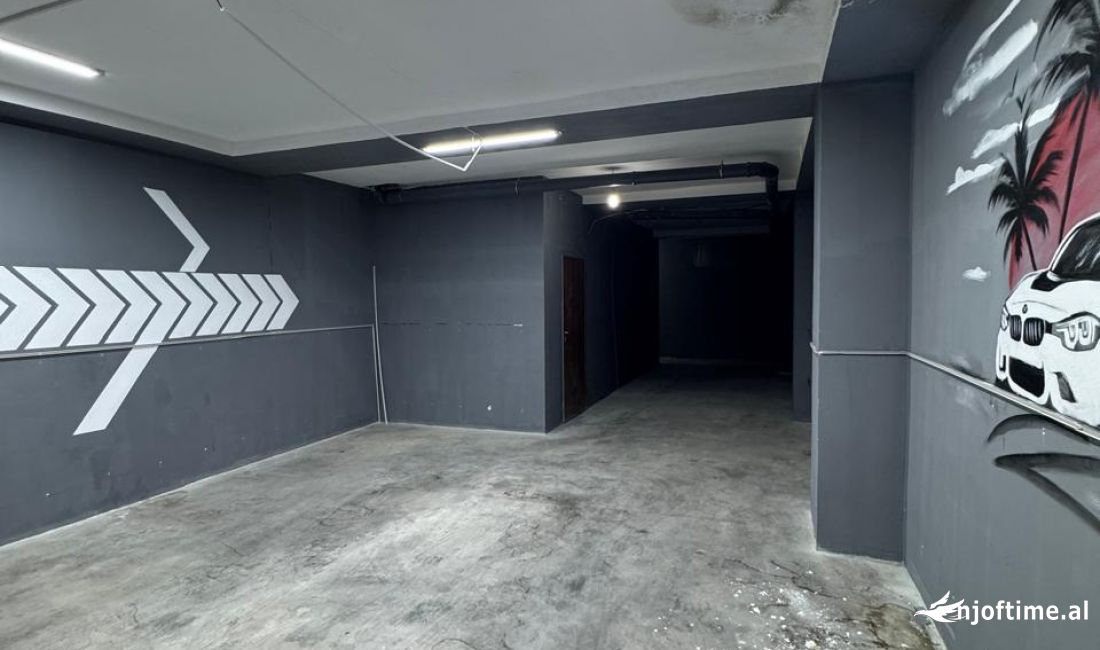 Magazine me qira prane 21 dhjetorit 500 euro