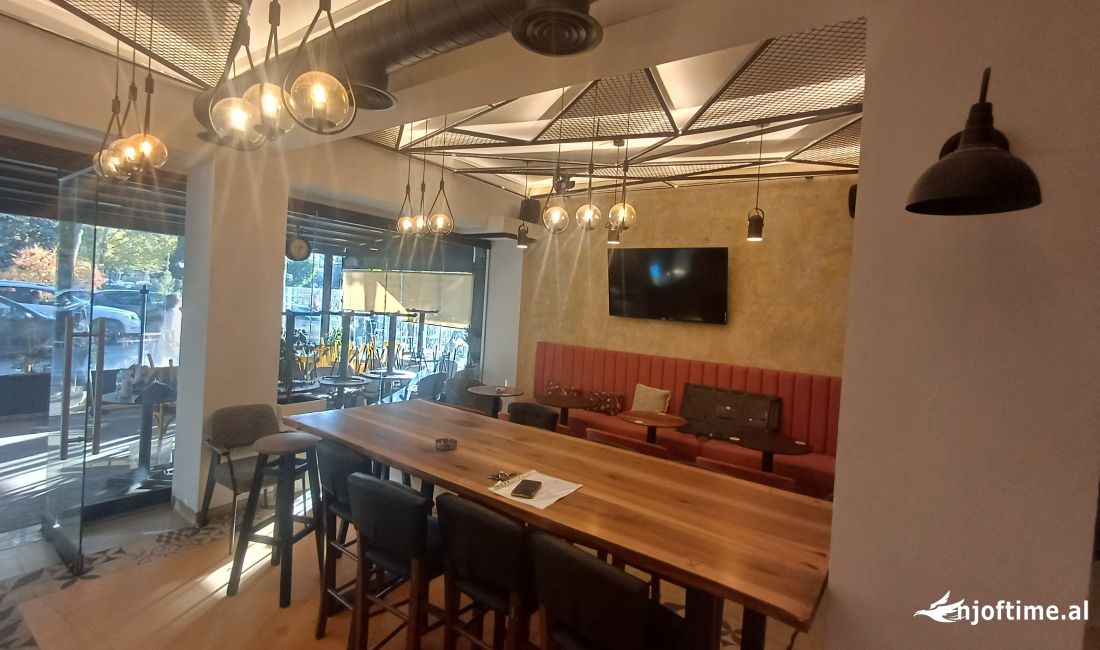 Lokal me qira prane Vasil Shantos 2000Euro