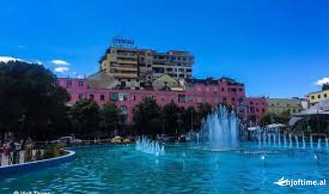 Shitet Dyqan te Shallvaret