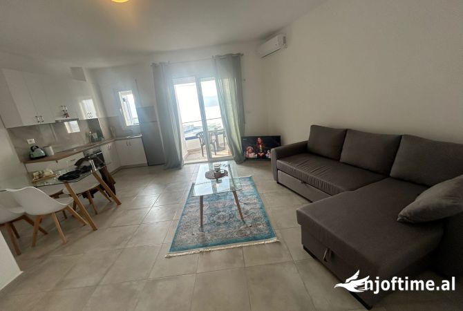 Apartament 1+1 me qira Vlore  Lungomare 500 euro