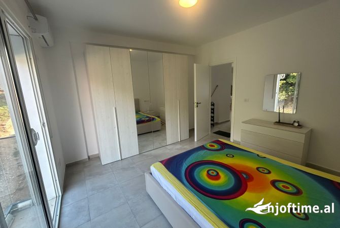 Shtepi me qera Apartament ne Vlore, 1+1, Mobilimi E mobiluar, Pagesa 500  Euro.