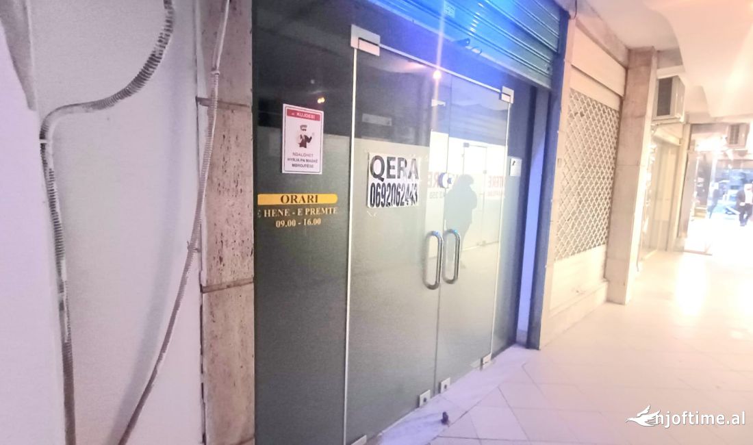 Zyre me Qira prane Ish-Ekspozites 350 euro