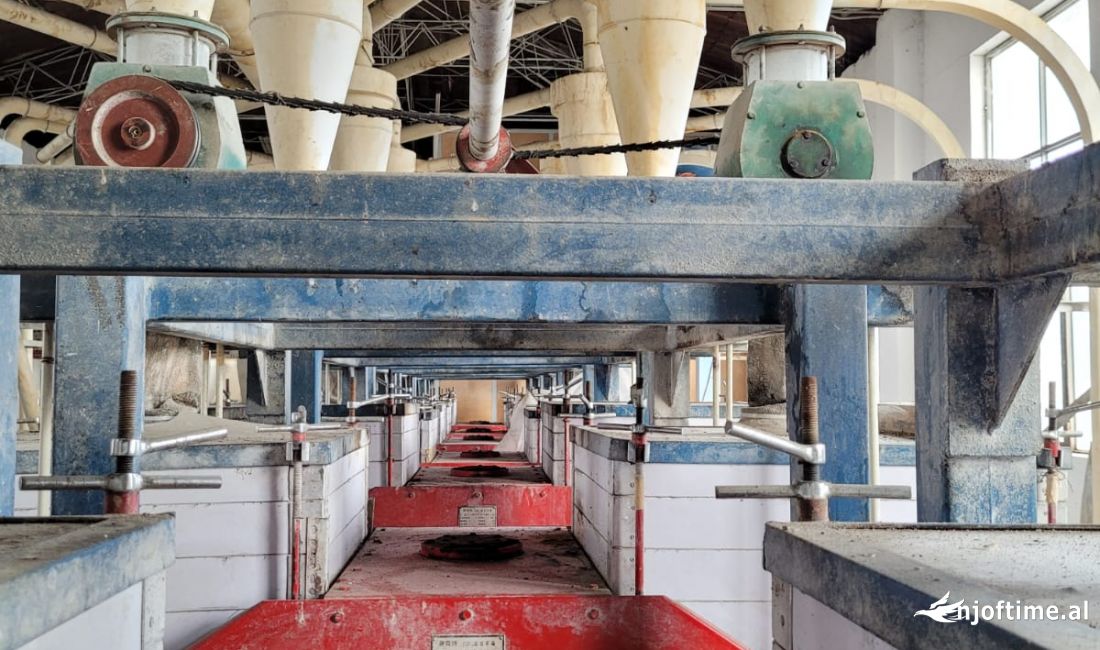 Shiten pajisjet e nje furre buke 120.000 euro