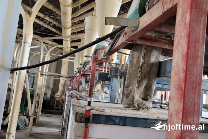 Pajisje biznesi ne shitje ne Tirane - 120,000 Euro