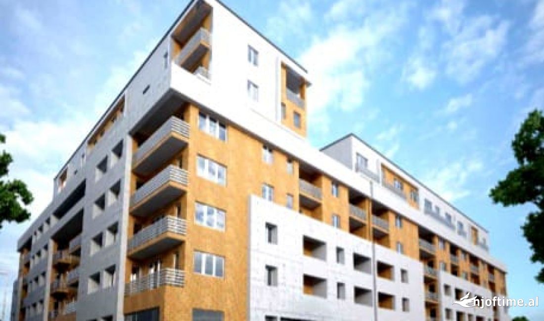 Shitet Dyqan 160 m2  ne Porcelan 250.000 euro