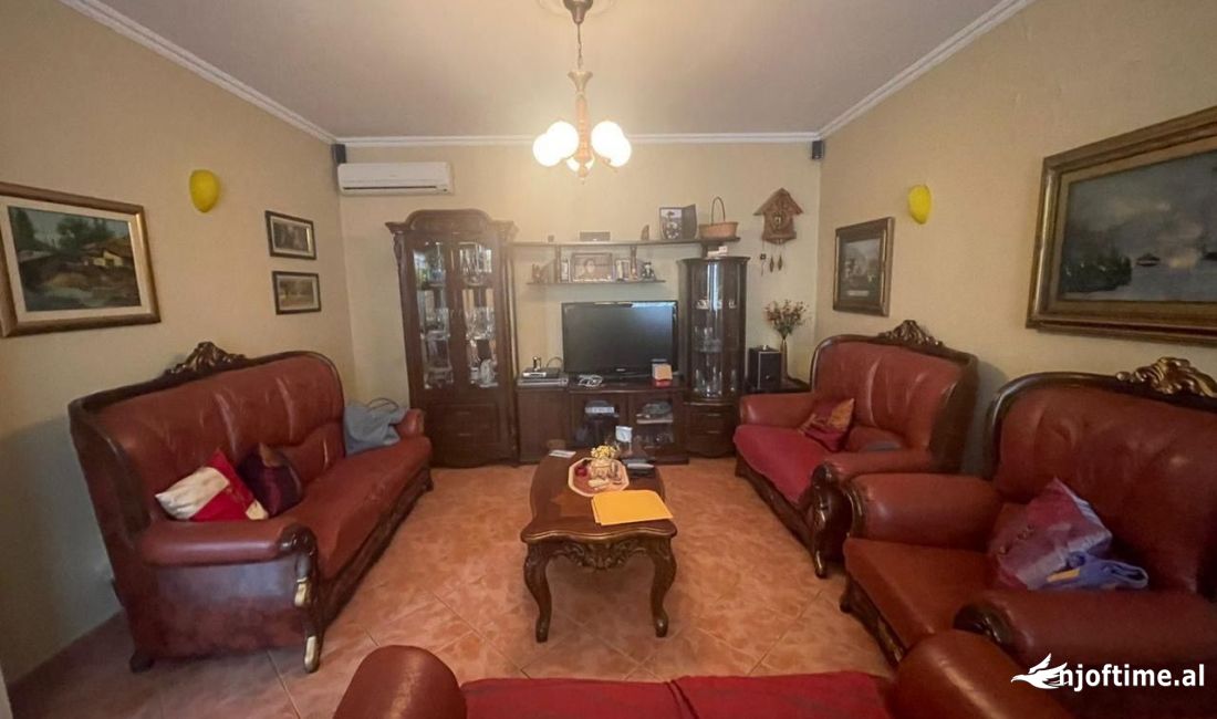 Private house for rent in Tirana 4+1, Furnished