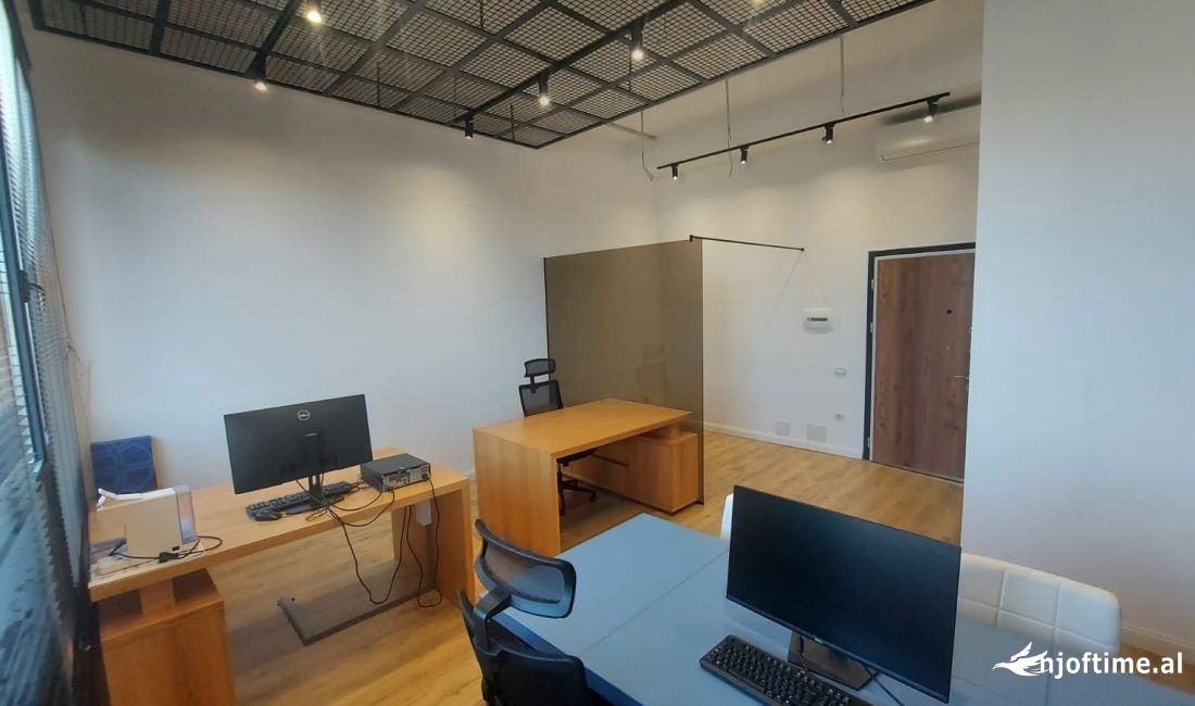 Shitet Dyqan prane QSUT 126.600 Euro