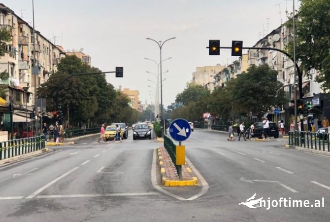 Ambiente Commerciale in Vendita 1+1 a Tirana - 530,000 Euro