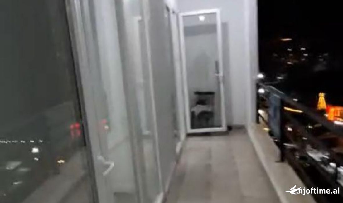 Shtepi ne shitje Apartament ne Tirane, 2+1, Mobilimi Bosh, pa mobiluar, Pagesa 1,400,000  Euro.