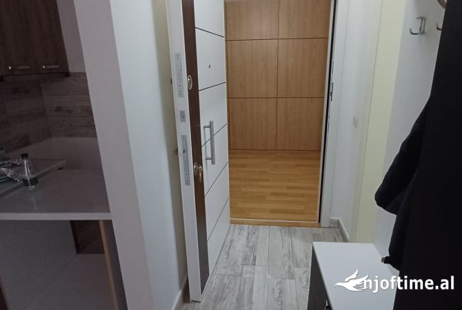 Shitet Ambienti Biznesi 313 m2 Astir 407.500