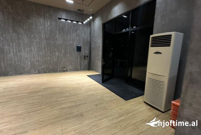 Business Property in Sale 1+1 in Tirana - 210,000 Euro