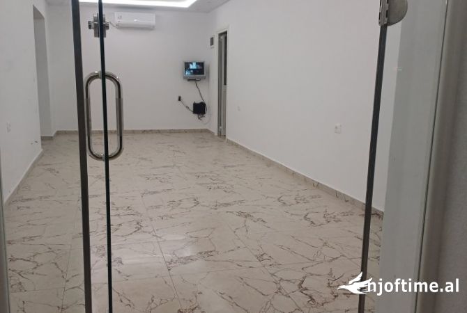 Business Property in Sale 1+1 in Tirana - 140,000 Euro