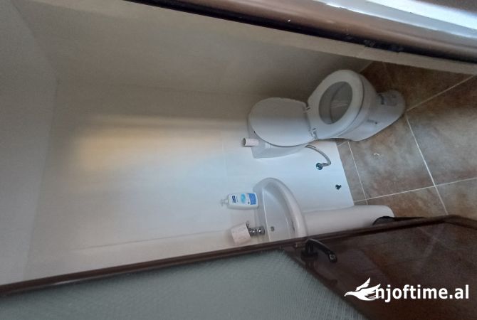 Shitet Dyqan Myslym Shyri 