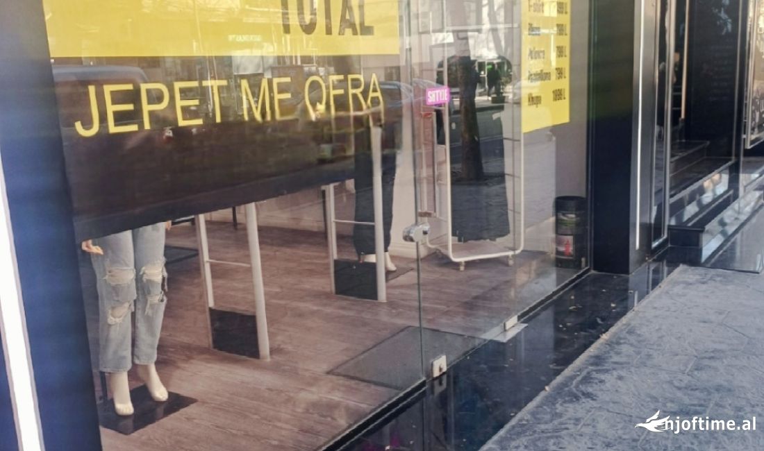 Shitet  dyqan 2 katesh te Myslym Shyri