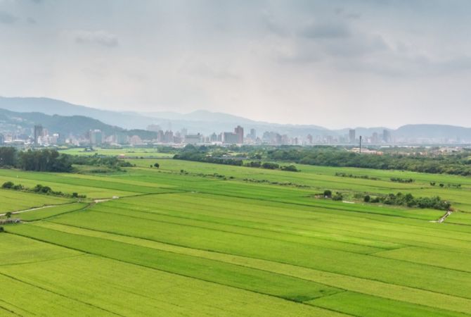 Truall ose Toke ne Tirane - 110,000 Euro