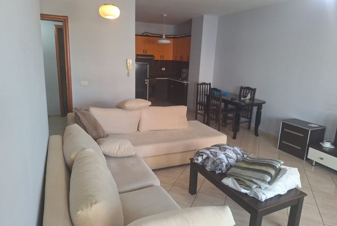 Shitet Apartamet 2+1 TE SELVA 