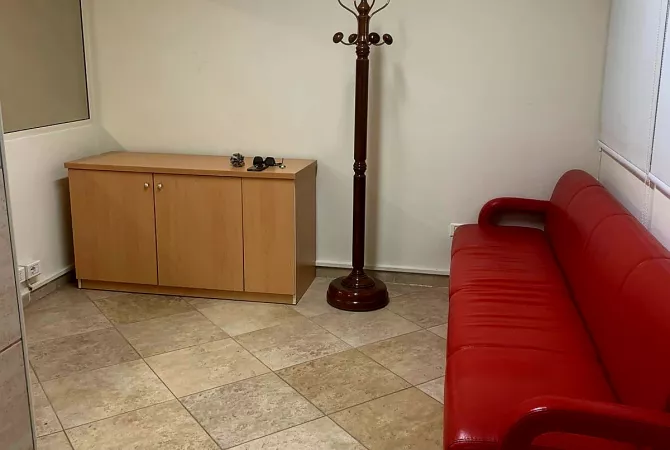 Business Property for Rent 3+1 in Tirana - 500 Euro