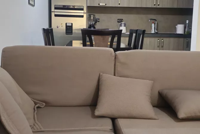Shtepi me qera Apartament ne Tirane, 2+1, Mobilimi E mobiluar, Pagesa 1,000  Euro.