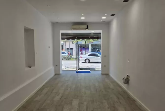 Business Property in Sale 1+1 in Tirana - 270,000 Euro