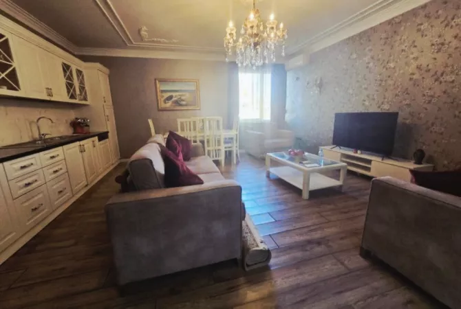 Shtepi ne shitje 2+1 ne Tirane - 385,000 Euro