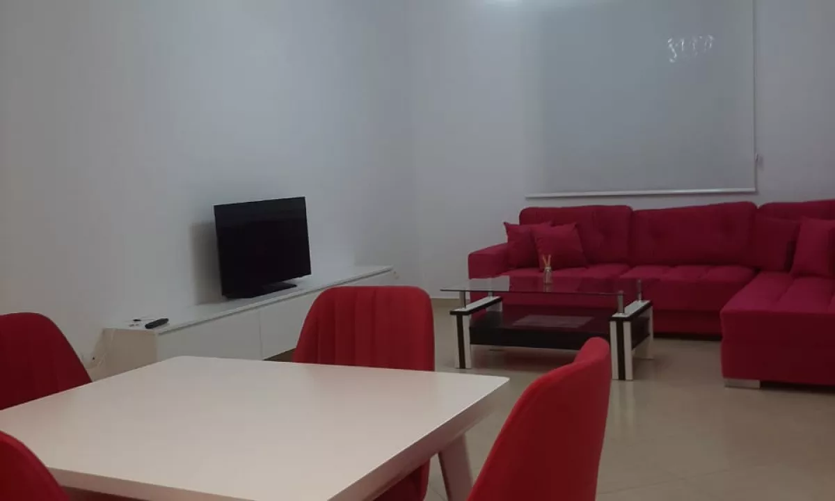 Shtepi me qera Apartament ne Vlore, 1+1, Mobilimi E mobiluar, Pagesa 450  Euro.
