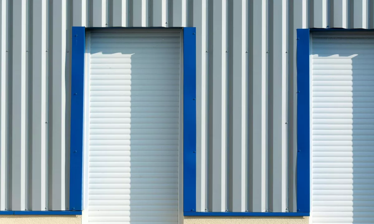 SHITET MAGAZINE PRANE BERZHITES 