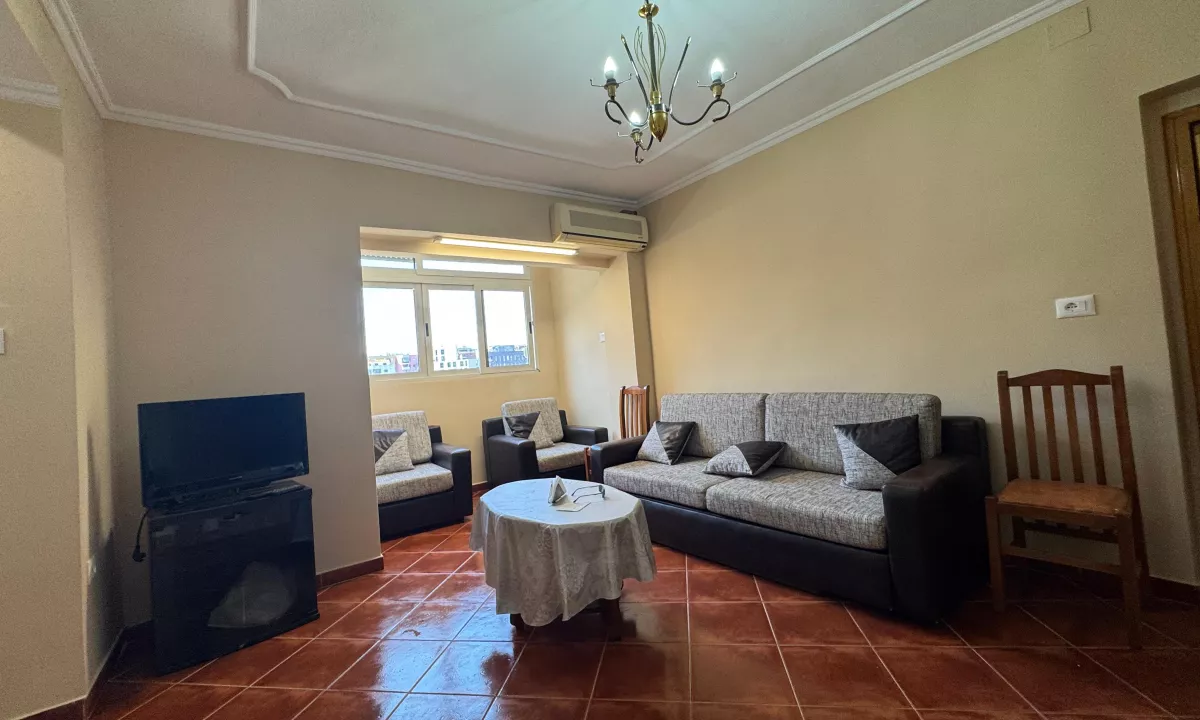 Shtepi ne shitje Apartament ne Tirane, 1+1, Mobilimi Pjeserisht e mobiluar, Pagesa 138,000  Euro.