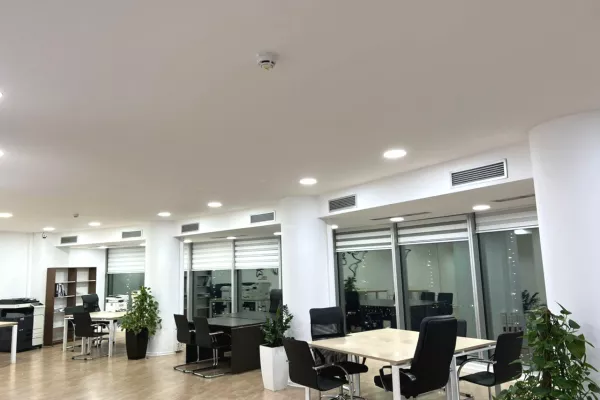 Business Property for Rent 3+1 in Tirana - 3,475 Euro