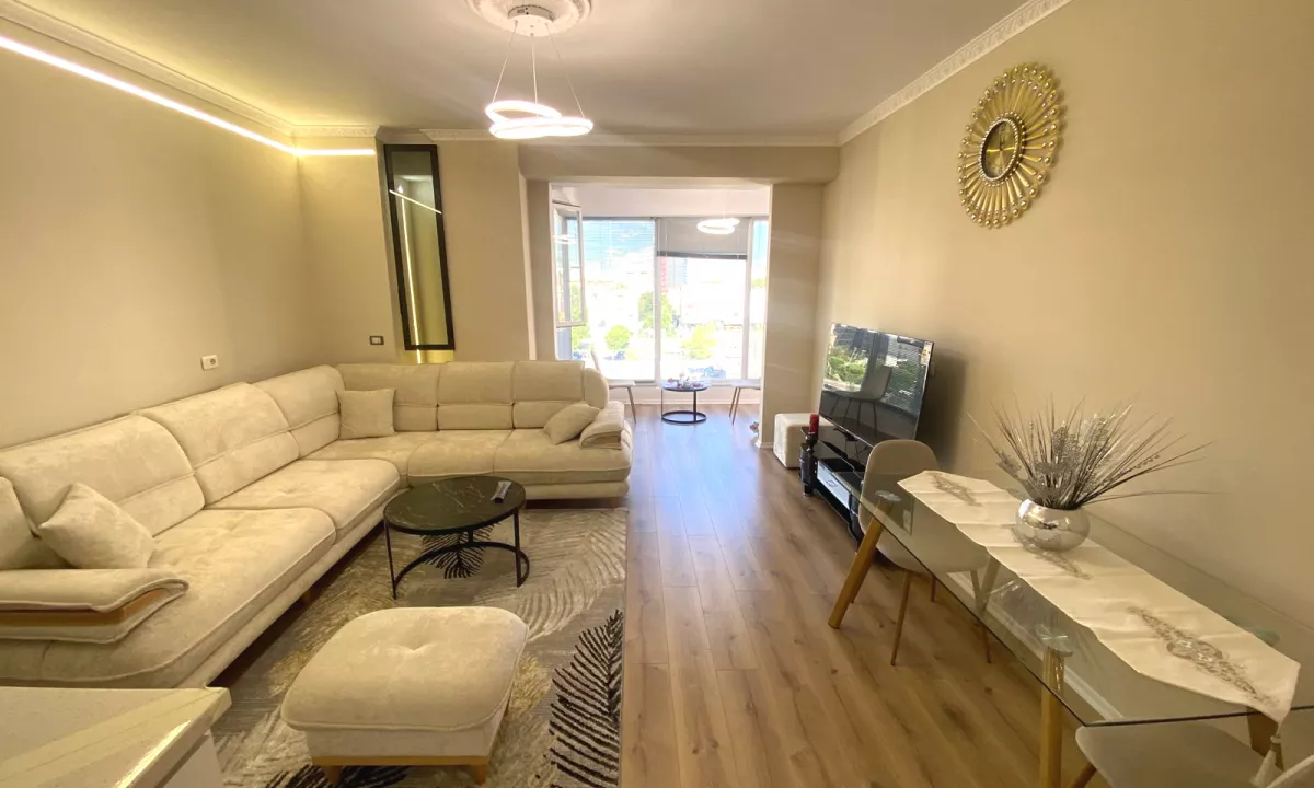 Shtepi me qera Apartament ne Tirane, 1+1, Mobilimi E mobiluar, Pagesa 650  Euro.