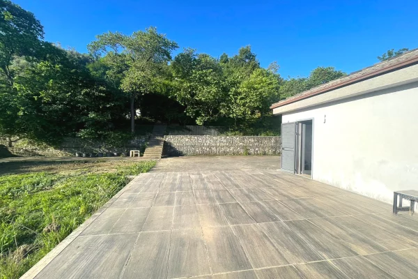 Shtepi ne shitje 3+1 ne Tirane - 396,000 Euro