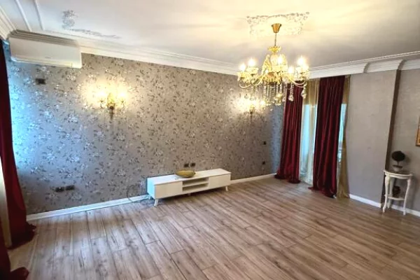 Shtepi ne shitje Apartament ne Tirane, 2+1, Mobilimi Pjeserisht e mobiluar, Pagesa 365,000  Euro.