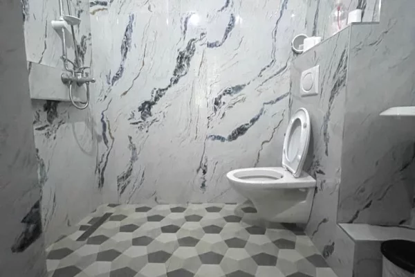 Shtepi me qera Apartament ne Tirane, Garsoniere, Mobilimi E mobiluar, Pagesa 50,000  Leke.