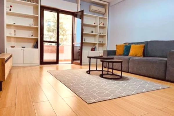 APARTAMENT 2+1+2 ME QIRA KOMUNA E PARISIT 