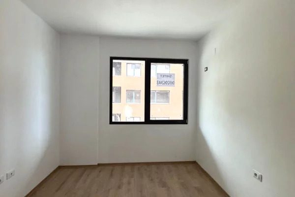 Shtepi ne shitje Apartament ne Tirane, 2+1, Mobilimi Bosh, pa mobiluar, Pagesa 180,000  Euro.