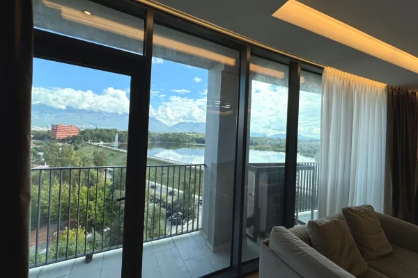 Shtepi ne shitje Apartament ne Tirane, 2+1, Mobilimi E mobiluar, Pagesa 650,000  Euro.