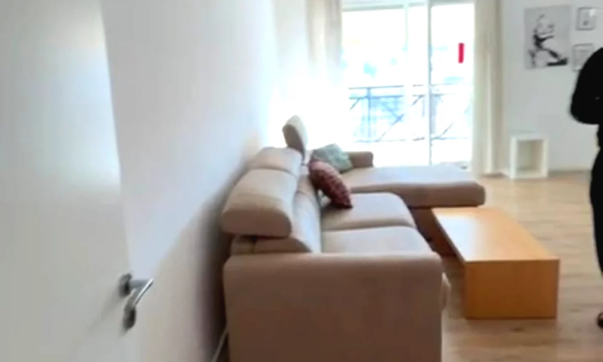 Shtepi me qera Apartament ne Tirane, 2+1, Mobilimi E mobiluar, Pagesa 800  Euro.