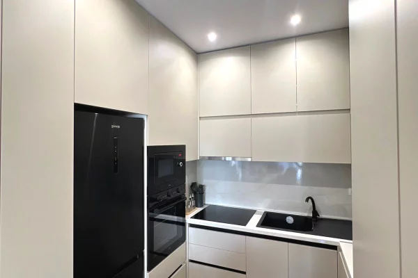 Shtepi me qera Apartament ne Tirane, 1+1, Mobilimi E mobiluar, Pagesa 650  Euro.