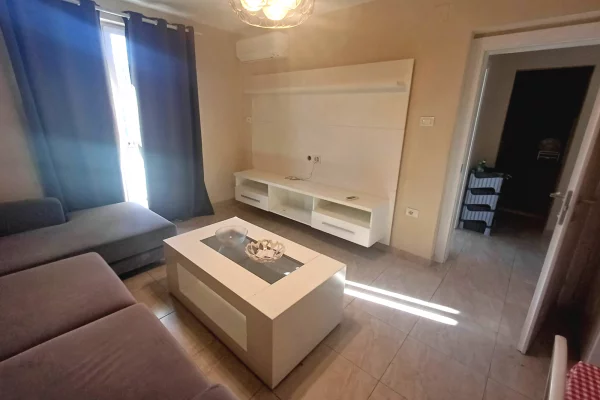 Apartment for rent in Tirana 2+1, In Part