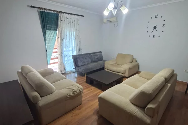 Shtepi me qera 1+1 ne Tirane - 500 Euro