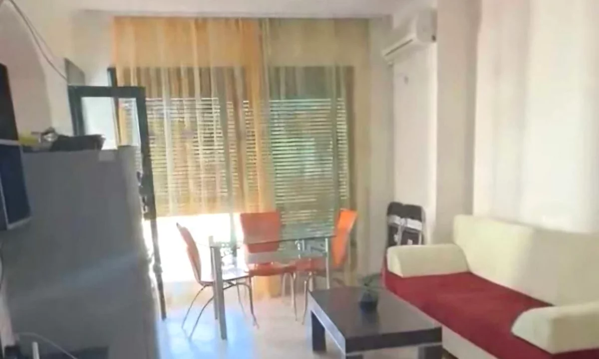 Shtepi ne shitje Apartament ne Durres, 1+1, Mobilimi E mobiluar, Pagesa 95,000  Euro.