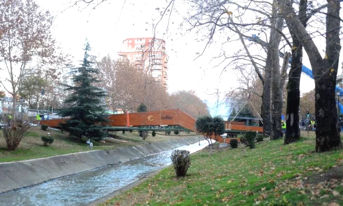 SHITET DYQAN 120 M2 PRANE GJYKATES SE RRETHIT TIRANE 