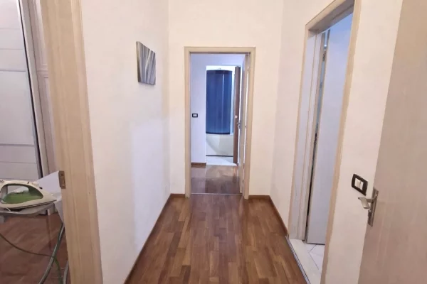 House for Sale Apartment in Tirana, 2+1, Furniture Furnished, Payment 22,000,000  Leke.