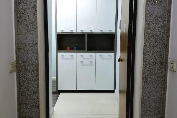 Shtepi me qera Apartament ne Tirane, 2+1, Mobilimi E mobiluar, Pagesa 700  Euro.