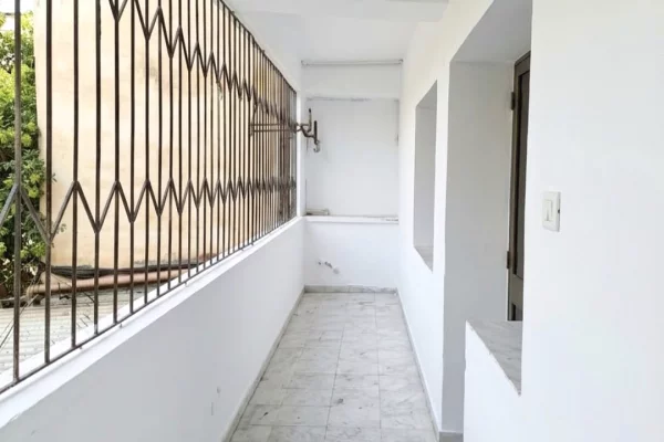 Shtepi ne shitje Apartament ne Tirane, 2+1, Mobilimi Bosh, pa mobiluar, Pagesa 25,000,000  Leke.