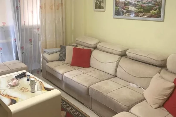 Apartament 2+1+2 me qira Astir, Afer Rrethit !
