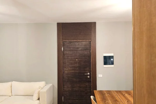 Shtepi me qera Apartament ne Tirane, 2+1, Mobilimi E mobiluar, Pagesa 1,500  Euro.